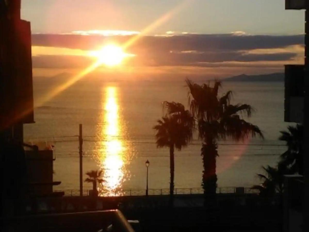 Athens Riviera Apt With Seaview, 15' To Acropolis エクステリア 写真