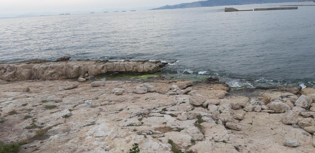Athens Riviera Apt With Seaview, 15' To Acropolis エクステリア 写真